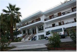 FOREST PARK HOTEL - ΞΕΝΟΔΟΧΕΙΟ ΚΑΣΣΑΝΔΡΑ ΧΑΛΚΙΔΙΚΗΣ