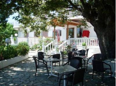 ΞΕΝΟΔΟΧΕΙΟ ΕΡΑΤΕΙΝΗ ΦΩΚΙΔΑΣ - ANGELENA HOTEL