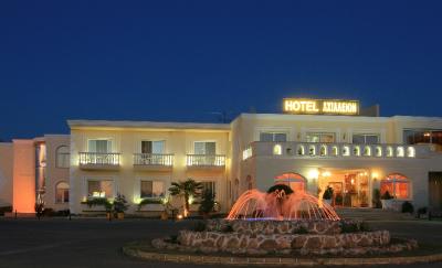 ΞΕΝΟΔΟΧΕΙΟ ΚΑΛΑΜΠΑΚΙ ΔΡΑΜΑΣ - AΧΙΛΛΕΙΟΝ PALACE HOTEL