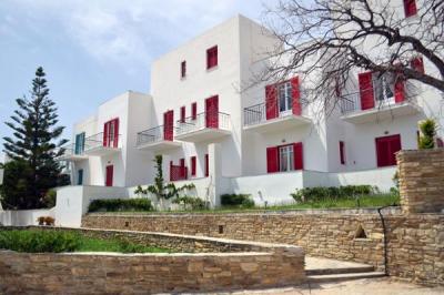 OSTRIA STUDIOS HOTEL - ΞΕΝΟΔΟΧΕΙΟ ΑΝΔΡΟΣ