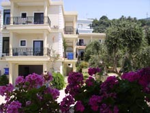HOTEL LOUKAS & APARTMENTS - ΕΝΟΙΚΙΑΖΟΜΕΝΑ ΔΩΜΑΤΙΑ  ΖΑΛΟΓΓΟΣ ΠΡΕΒΕΖΑΣ