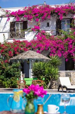 HOLIDAY BEACH RESORT - ΞΕΝΟΔΟΧΕΙΟ ΠΕΡΙΒΟΛΟΣ ΣΑΝΤΟΡΙΝΗΣ 