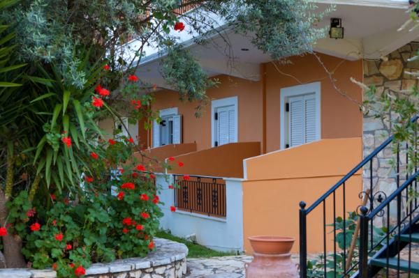  VILLA VERDE FENIA - ΕΝΟΙΚΙΑΖΟΜΕΝΑ ΔΩΜΑΤΙΑ ΛΕΥΚΑΔΑ