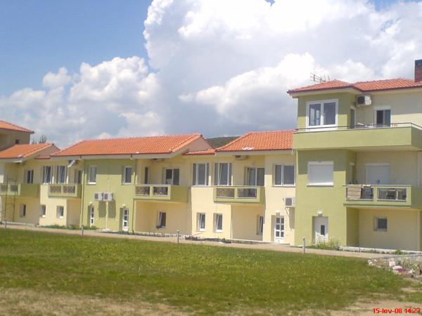 MONOPETRO APARTMENTS - ΕΝΟΙΚΙΑΖΟΜΕΝΑ ΔΙΑΜΕΡΙΣΜΑΤΑ ΜΕΤΑΜΟΡΦΩΣΗ ΧΑΛΚΙΔΙΚΗΣ